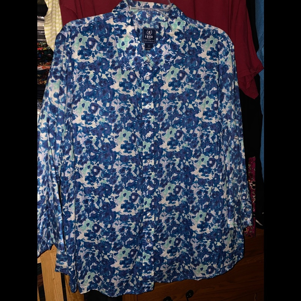 Izod 3/4 sleeve blouse